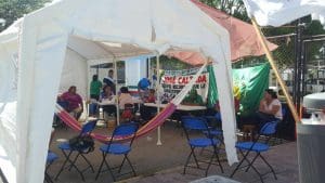 28418183_10204134449278259_570240425_o