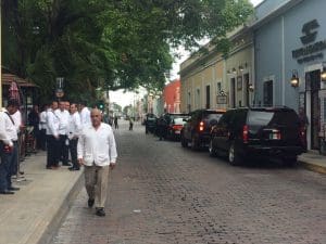 36049441_10204570995671646_3997108865891041280_n