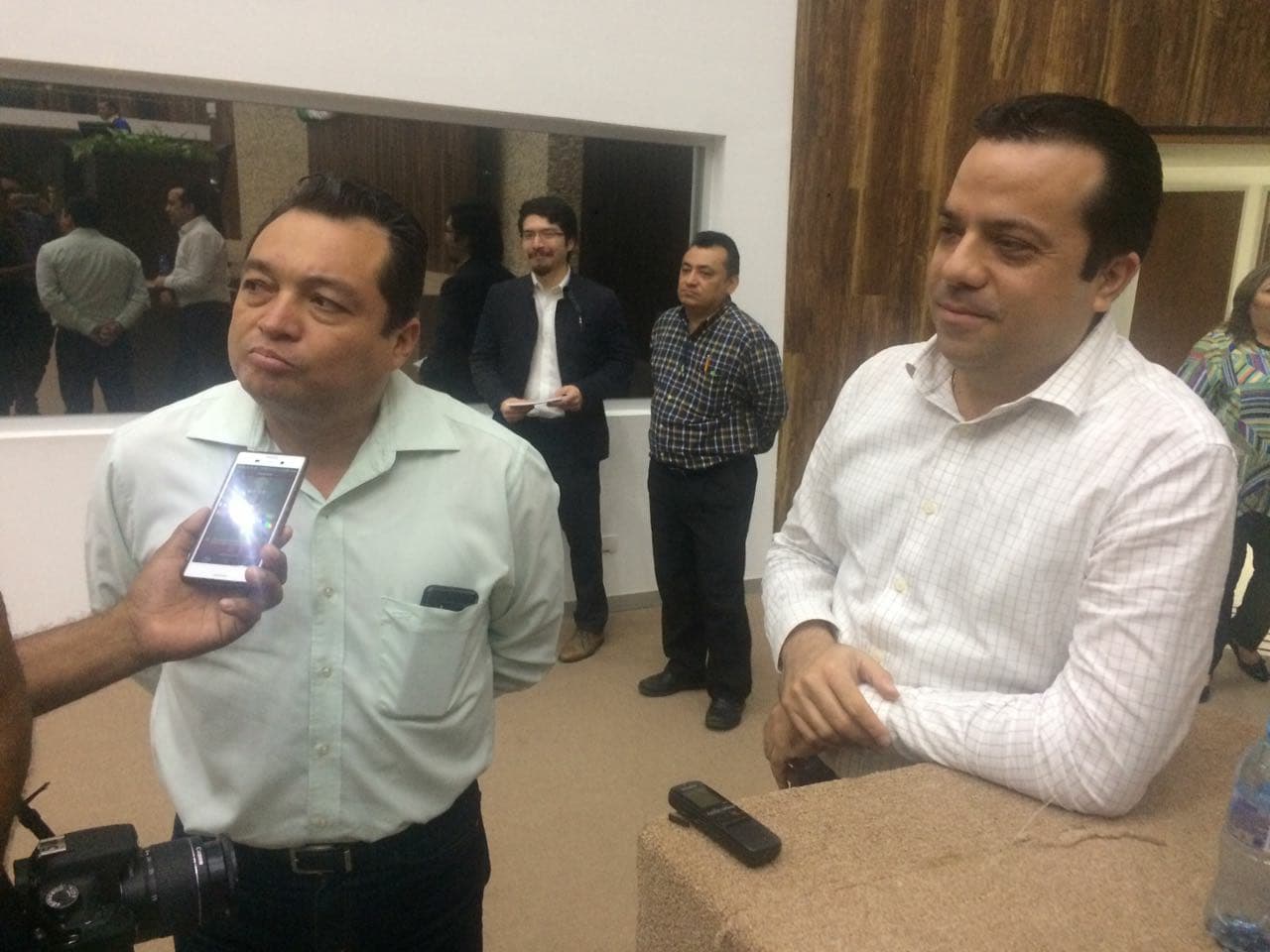 27651023 10204045512774902 263725878 o