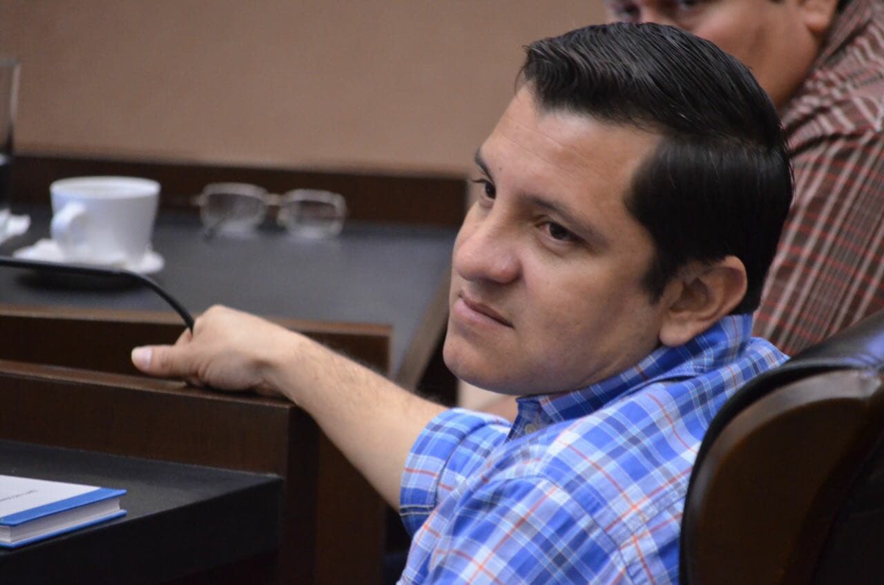 28169640 10204110213192372 11985347 o