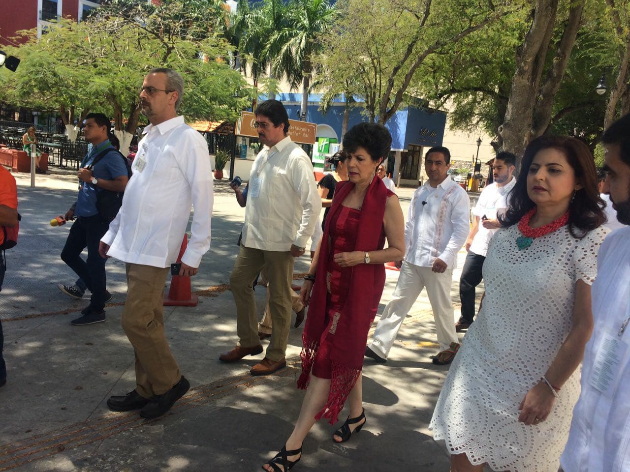 28810472 10204177166226156 453587254 o