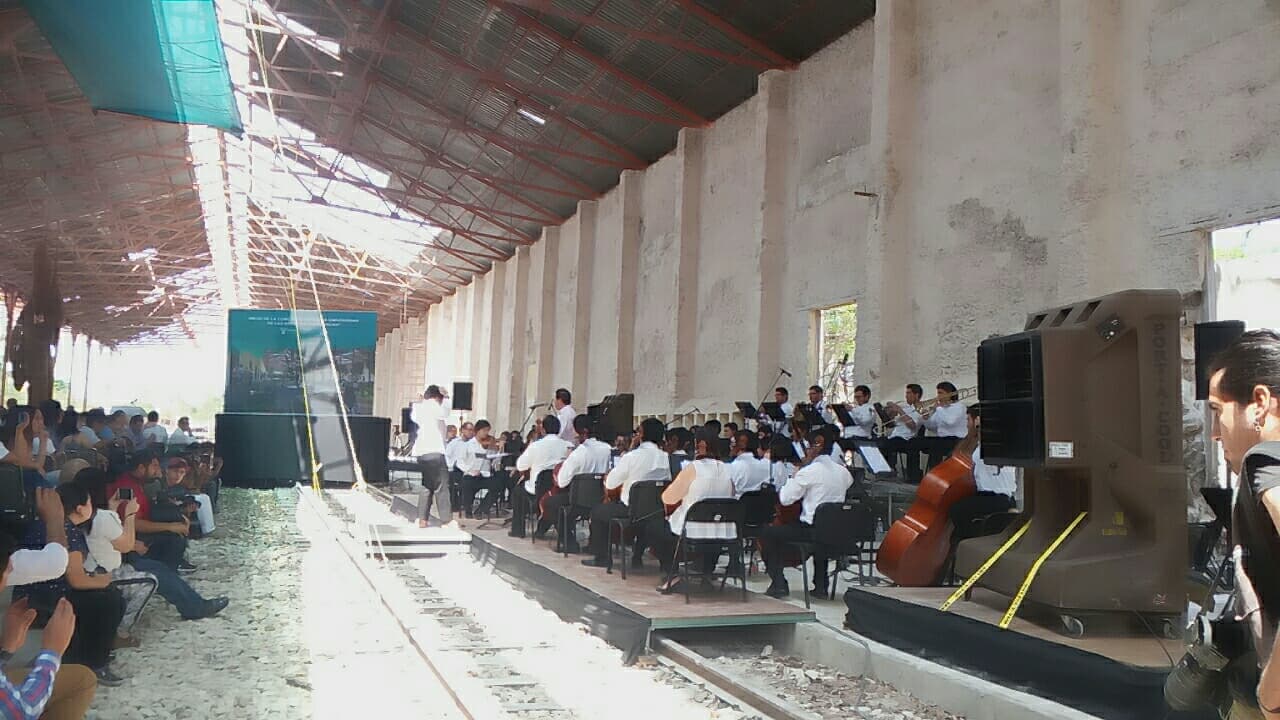 29243220 10204247704789576 325288322 o