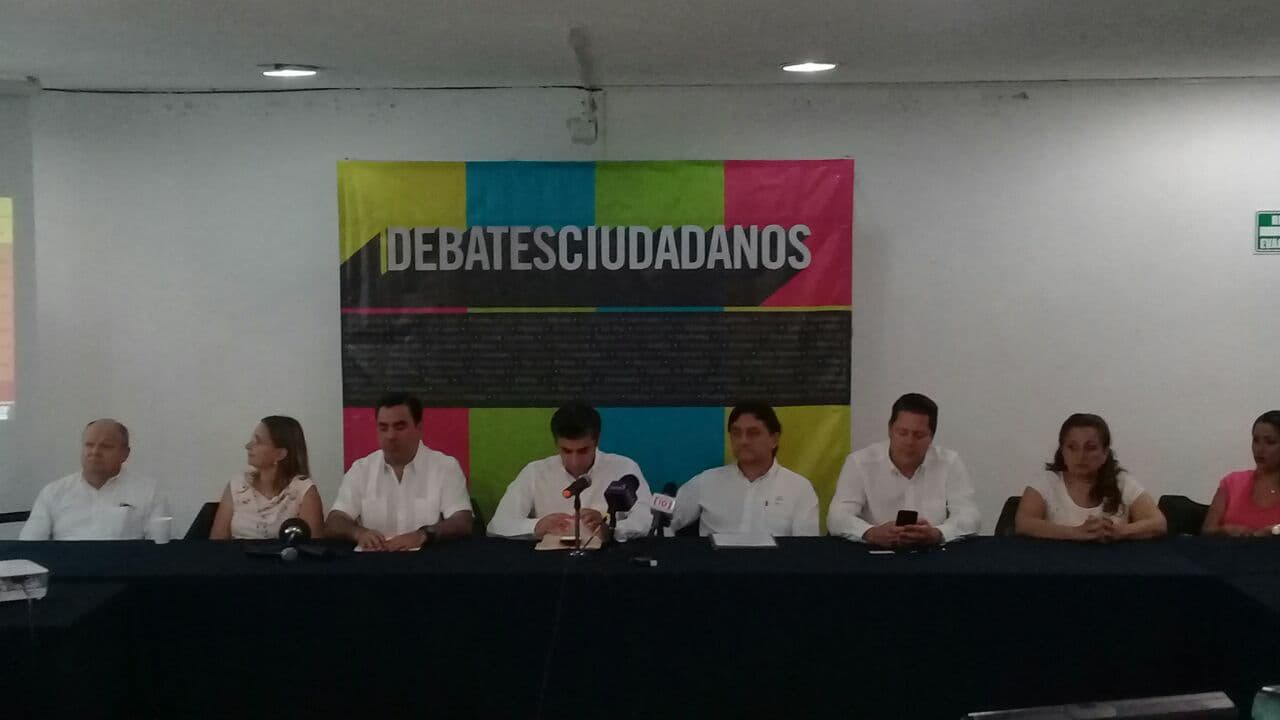 31958017 10204411786211509 8989128119713529856 n