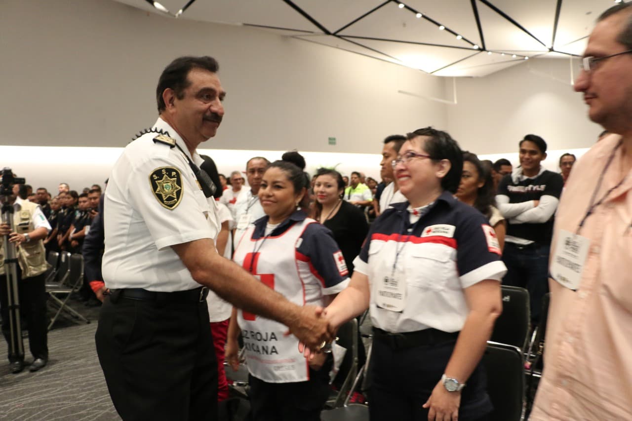 36002840 10204560674133614 539530639217524736 n