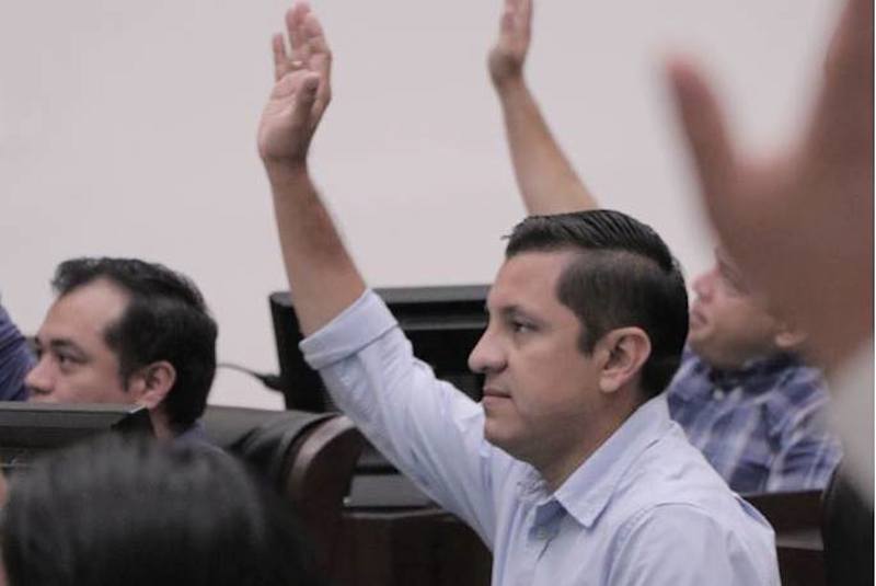 33316623 1712209815534676 463920312656855040 n