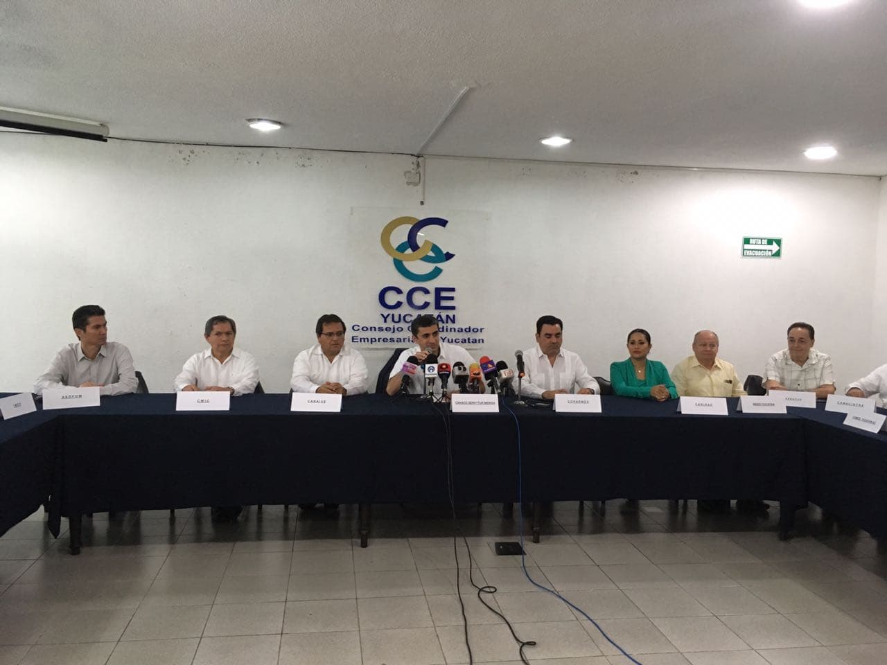 36911455 10204618616062126 4790077167239168000 n