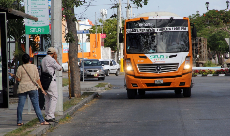 28 Diciembre 2015.LOCAL. Fotos de camiones de Situr. Foto Jose Avila.