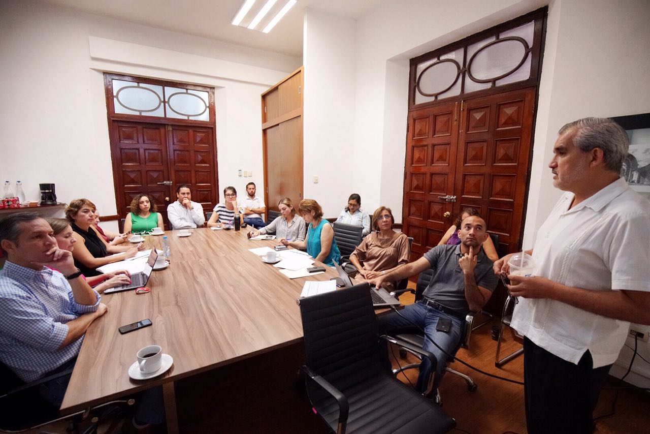 Photo5168405422162421735 (1)