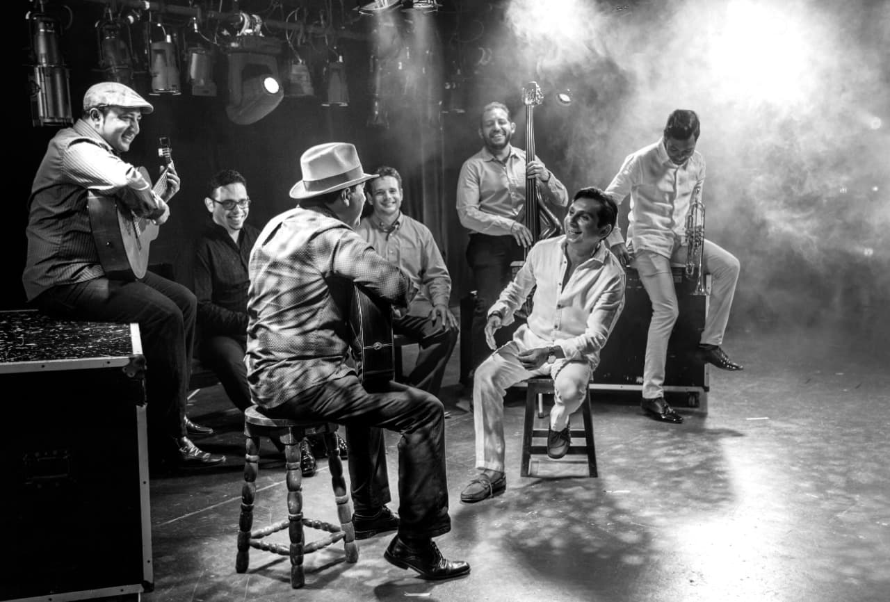 46506233 934569260071839 5888826425435226112 n