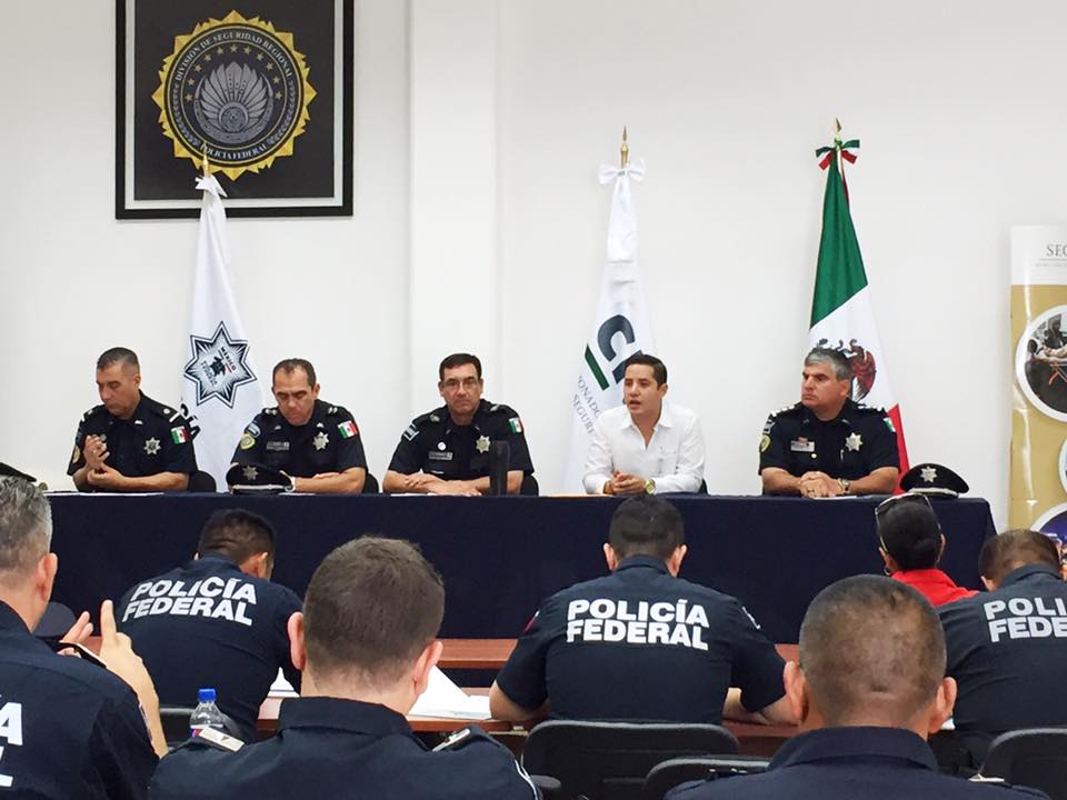 Imagen de archivo de Talleres a Policías