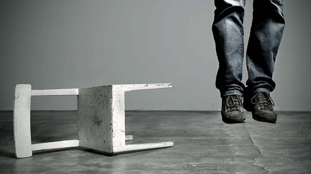 Suicidio.jpg.imgo 640x359 (1)