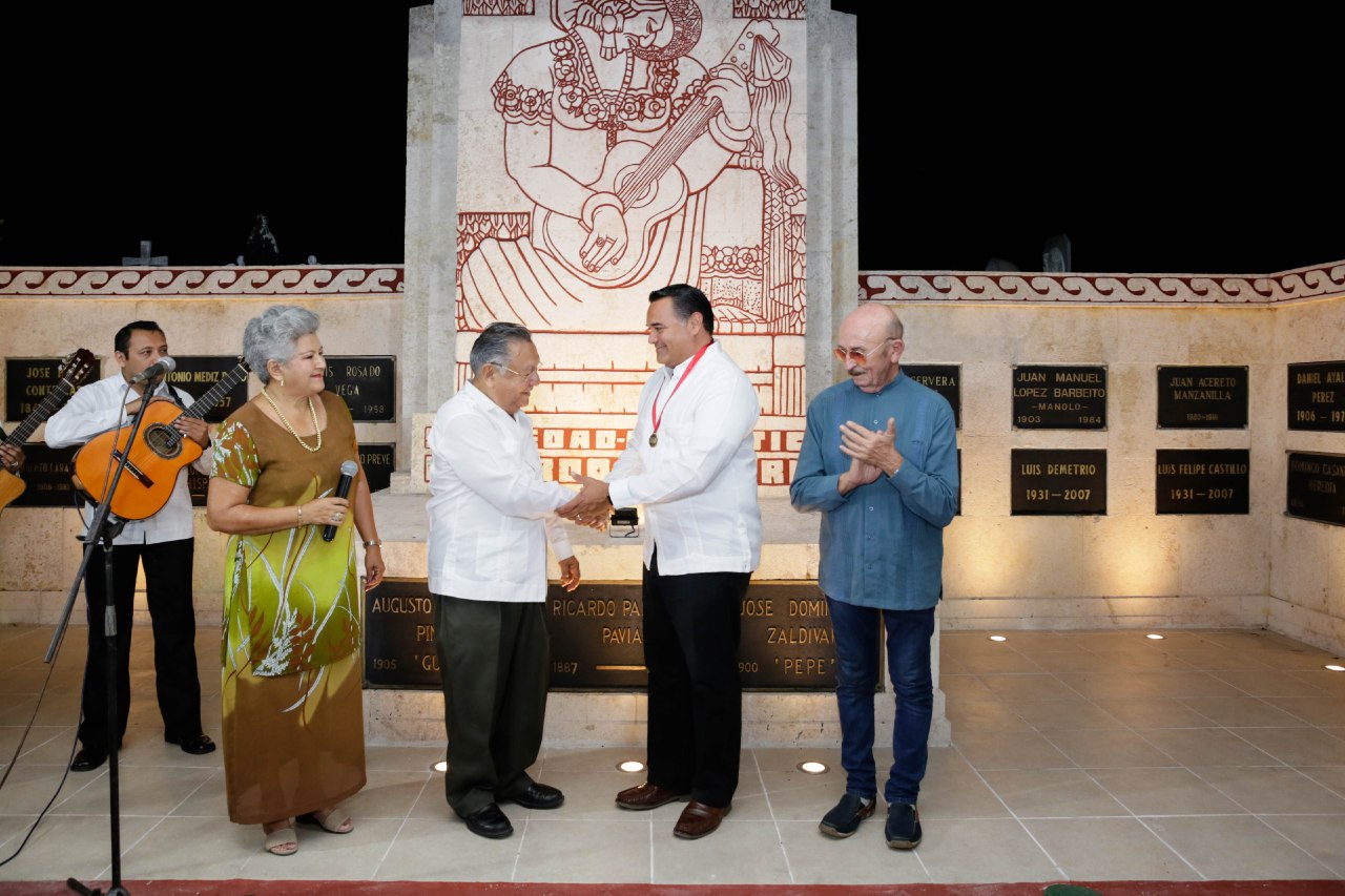 31jul RBC Entrega Medalla