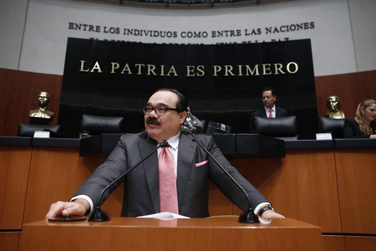 1500 33590fb2ebecb1e0053248e71c74b5d3