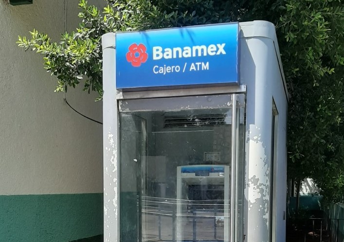 CAJERO BANAMEX IZAMAL