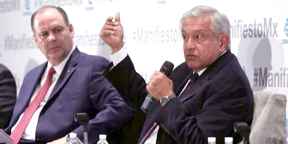 Gustavo de Hoyos Walther AMLO