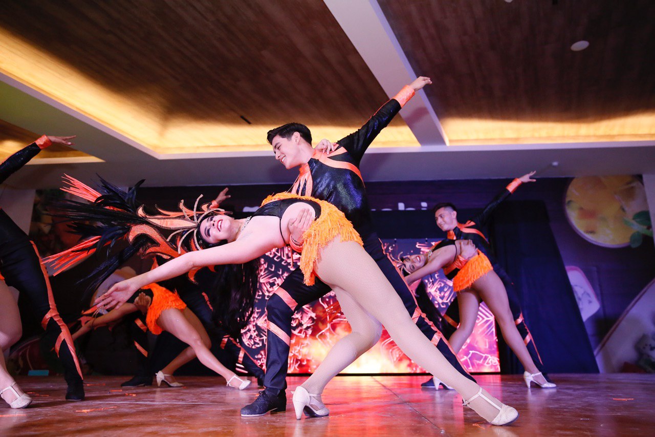 Photo4992585820594612343