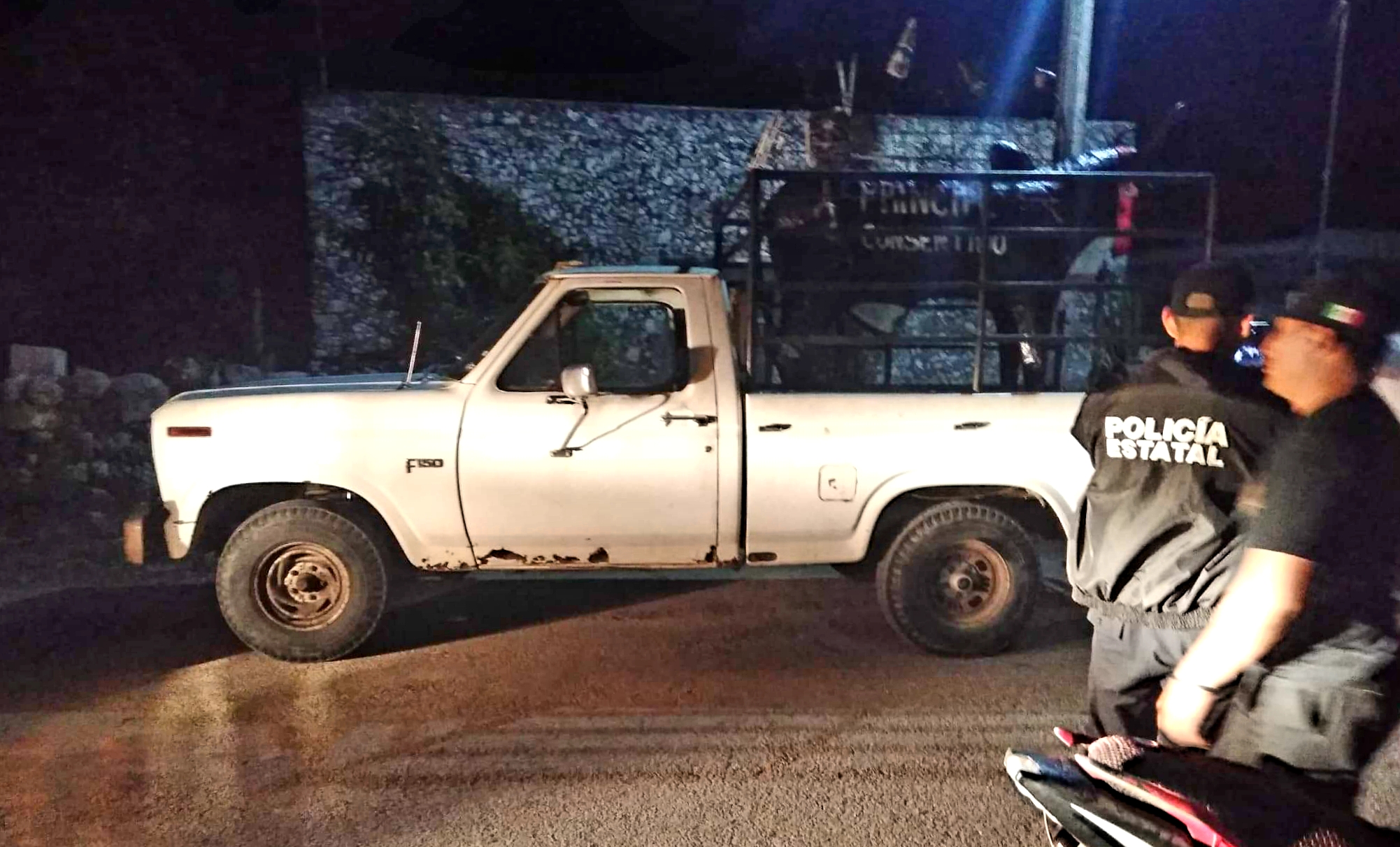 KINCHIL ROBAN CAMIONETA SIN GAS (1)