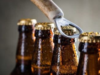 Rappi y Corona regalarán un camión lleno de cervezas