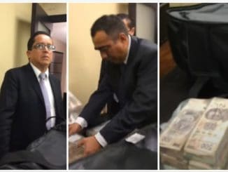 Difunden video funcionarios senado recibiendo