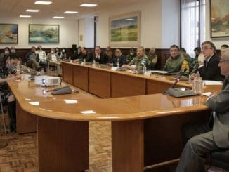 F925x521 337819 406683