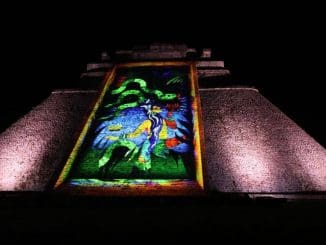 Uxmal video mapping