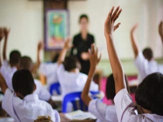 Suspenden regreso a clases presenciales