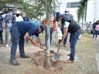 3dc5c066 0bfc 43f2 bcb9 d2d250c18d2a