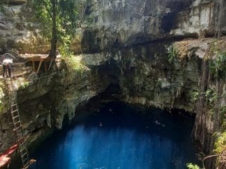 CENOTES