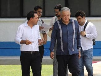 VILA AMLO