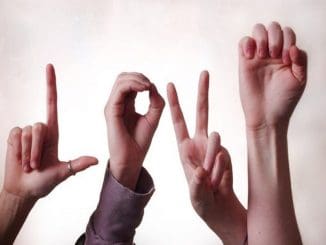 Lengua de señas oeosj623mjfdoedzikfqbe2w65hvda2w57rldhcoeg