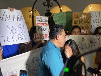 Ee8b43dc c24e 4481 969a 1cbd053ab8c3