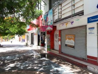 Cierran negocios cancun