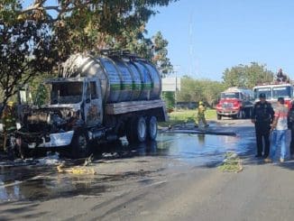 CAMION INCENDIO 2 scaled
