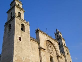 Catedral de merida 2000x1200