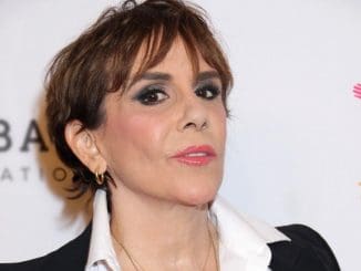 Rebecca jones reaparece redes apariencia alerta fans