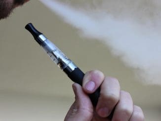 E cigarette 1301664