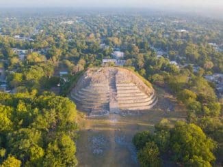 Piramide Kinich Kak Moo scaled