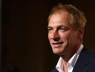 Julian sands focus 0.28 0.11 750