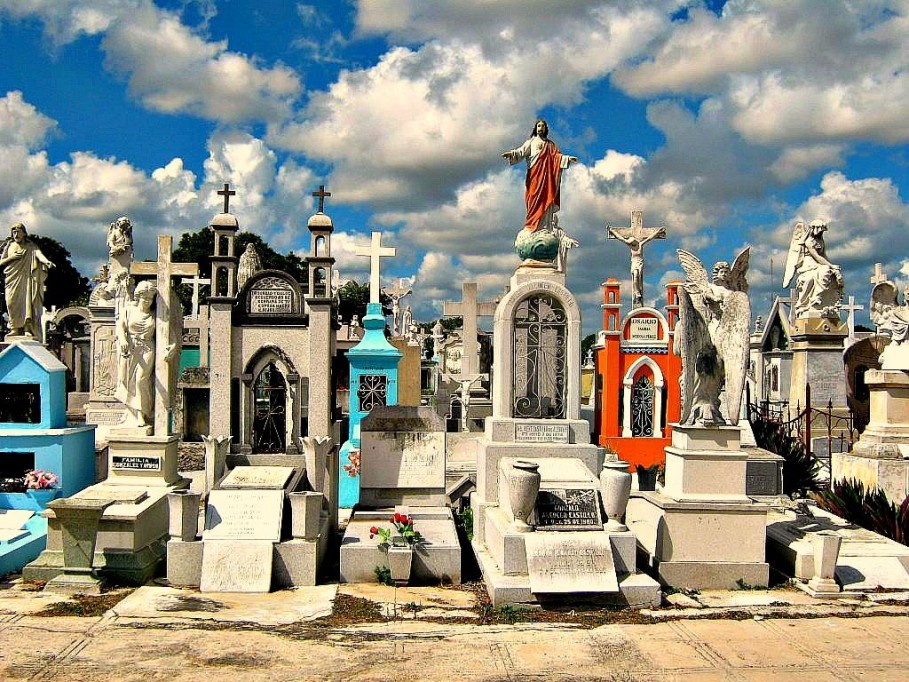 CEMENTERIO BÓVEDAS