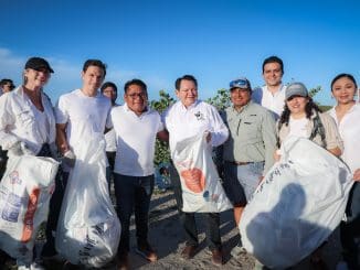 Limpieza playa progreso (1)